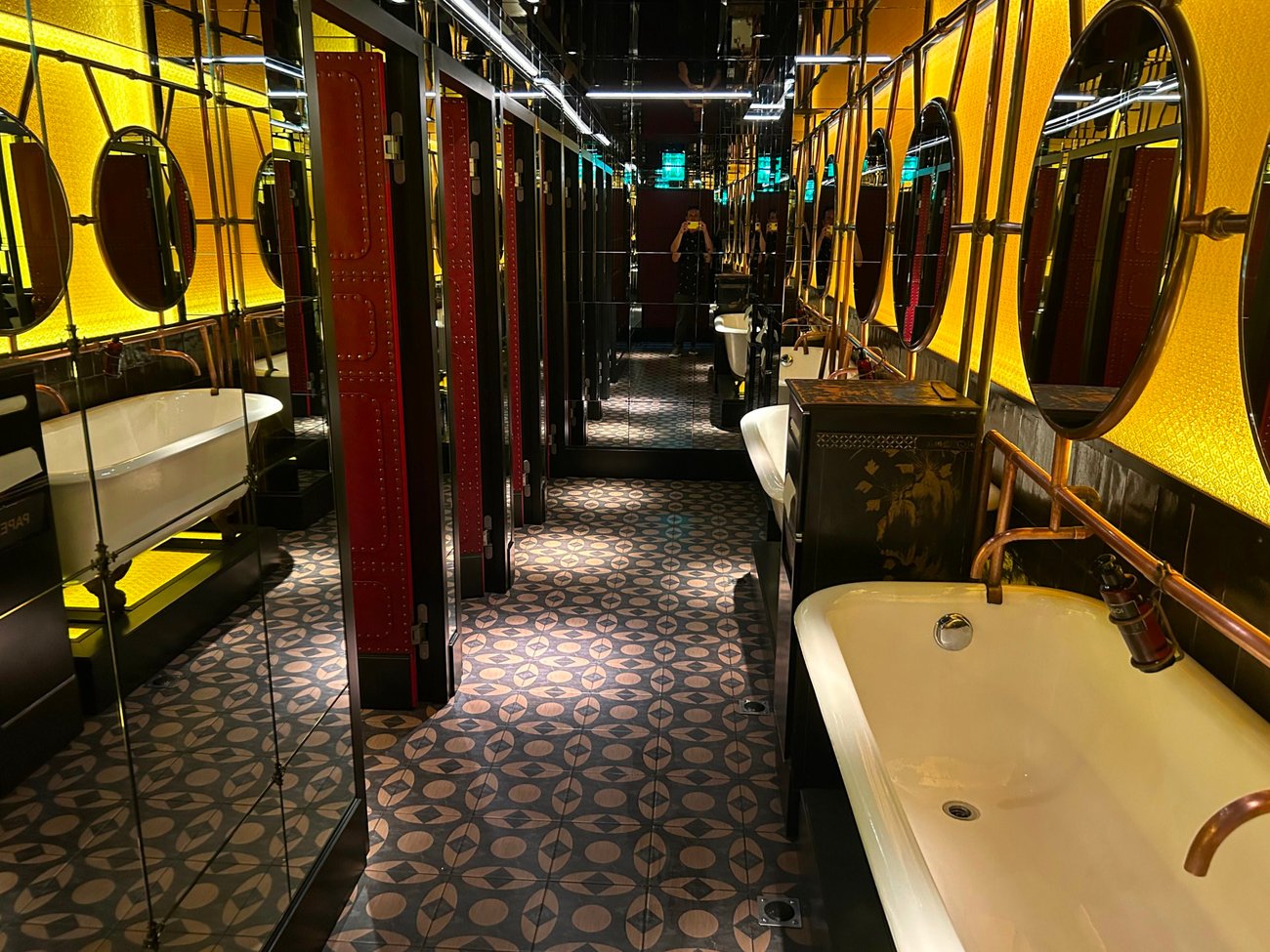 Extravagant Bathroom Extravagant Bathroom